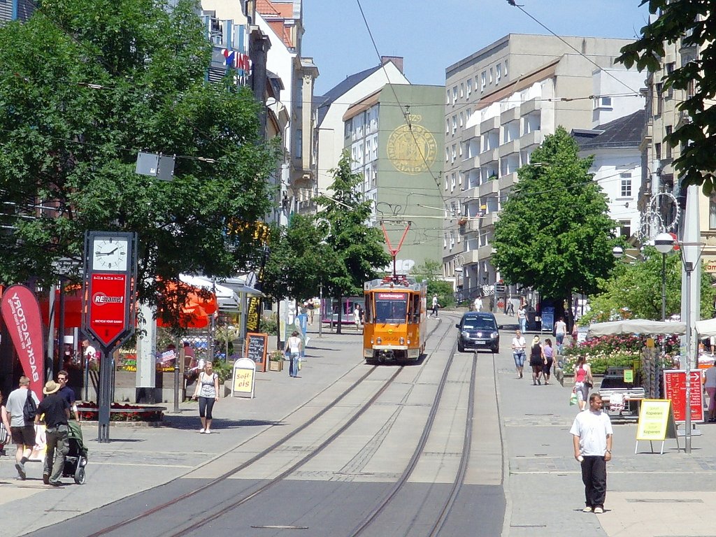 Innenstadt Plauen mit Arbeitswagen, Juli 2010