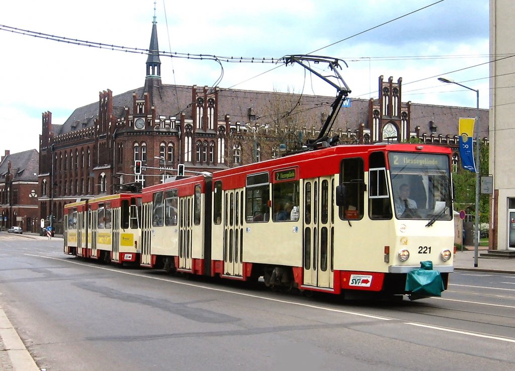 KT4D Doppeltraktion in Frankfurt/Oder  - 2.5.2006