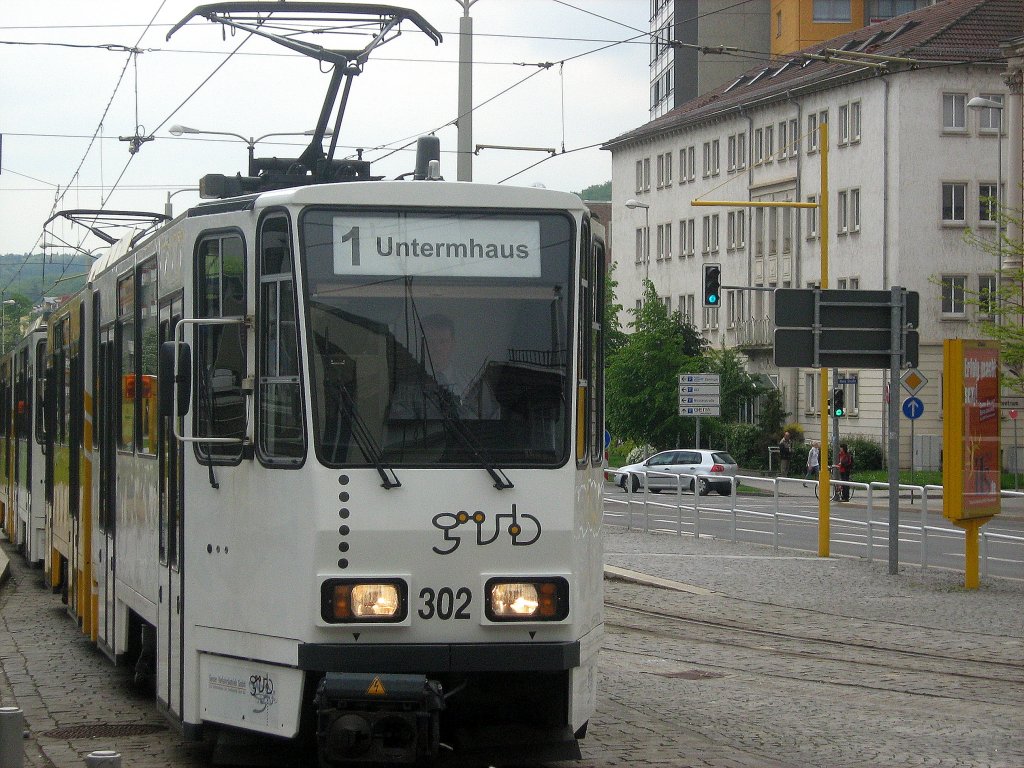 KT4D - Tw 302 auf der Linie 1 in Gera 2010