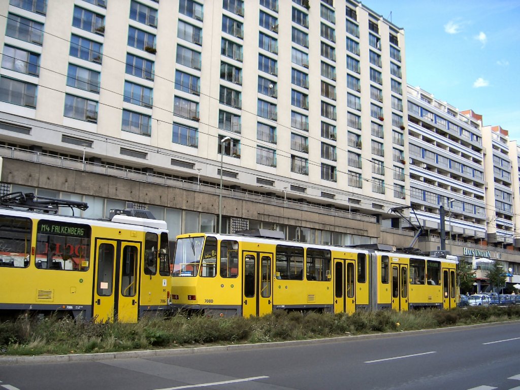 KT4D-Zug 2005 in Berlin-Mitte unterwegs