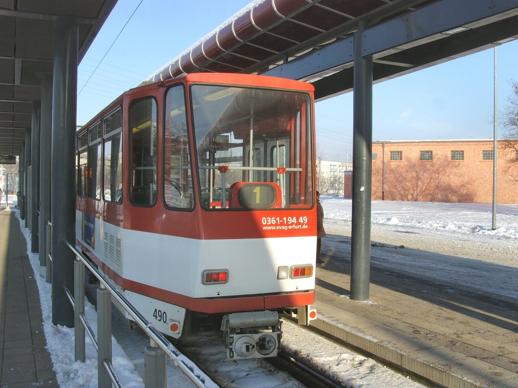 KT4D-Zug in der Endstelle Europaplatz, Erfurt 5. 1. 2010