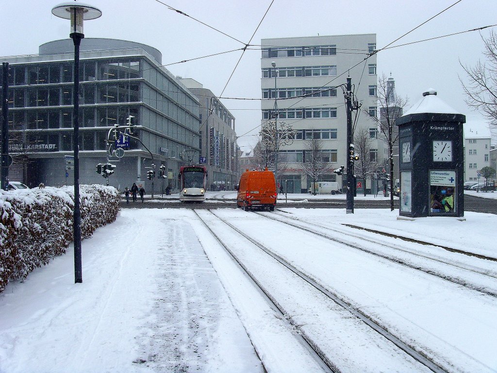 Linie 2 am Krmpfertor, November 2010