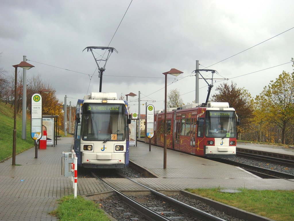Linie 5 und Linie 3 in Lobeda-Ost, Jena November 2009