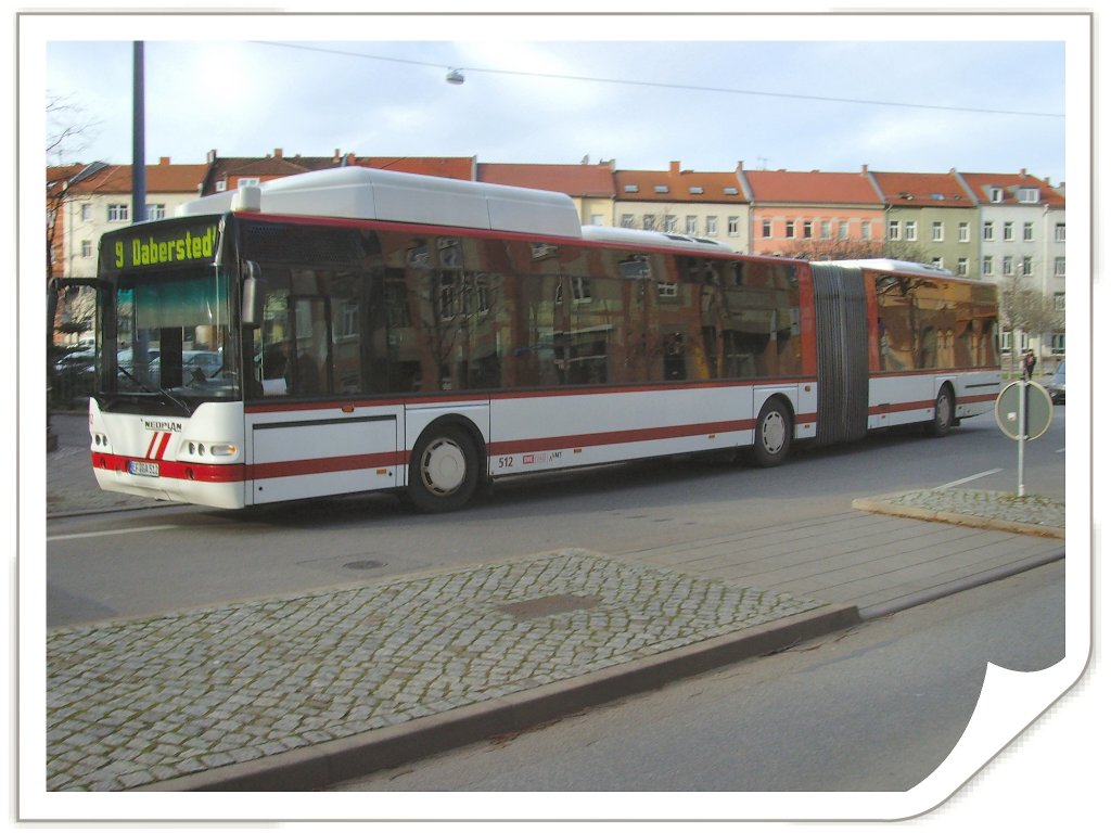 Neoplan-Stadtbus auf dem leipziger Platz, Erfurt November 2009