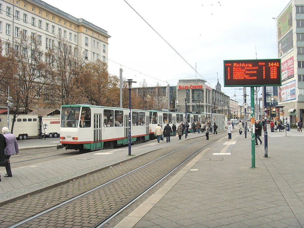 T6A-Zug in Magdeburg auf der Linie 9, November 2009