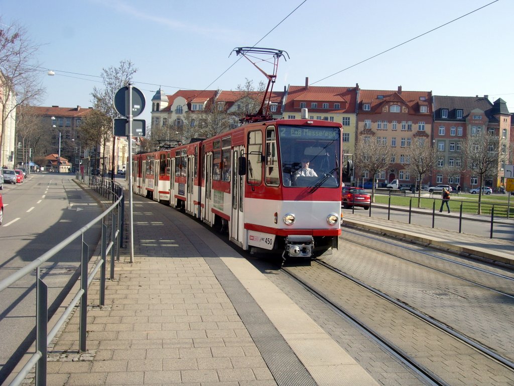 Tatra-Zug am leipziger Platz im Mrz 2011