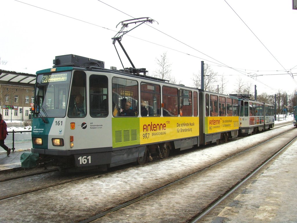 Tatra-Zug auf der Linie 96 am Hbf Potsdam, 4. 2. 2010