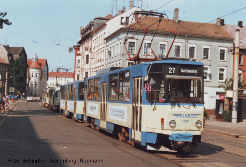 Tw 1001 + B6 auf der Linie 27 in Richtung Schnefeld unterwegs (1994)