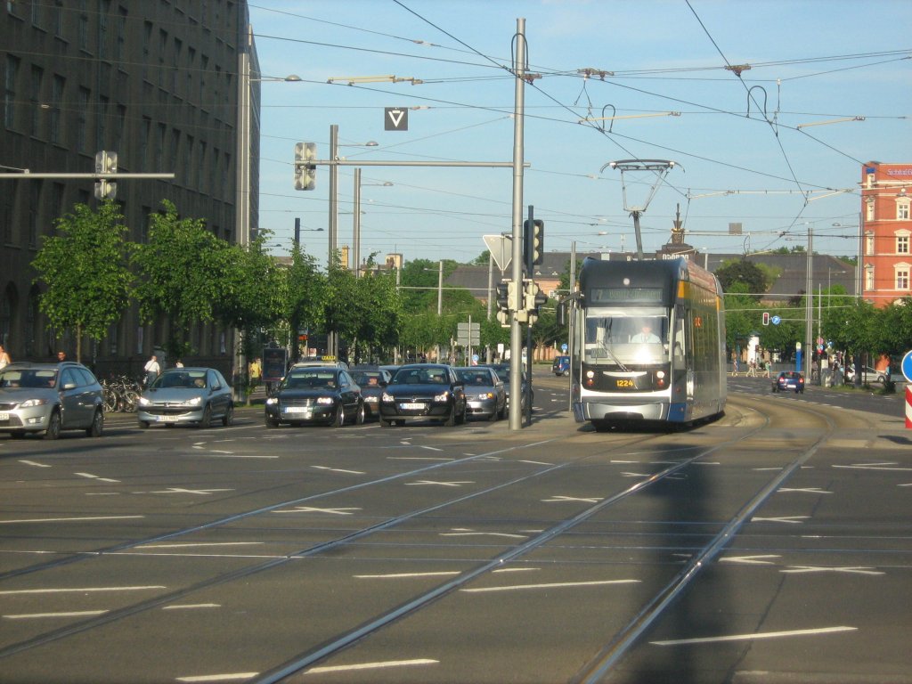 Tw 1224 bei der Hauptpost - Leipzig Juni 2010