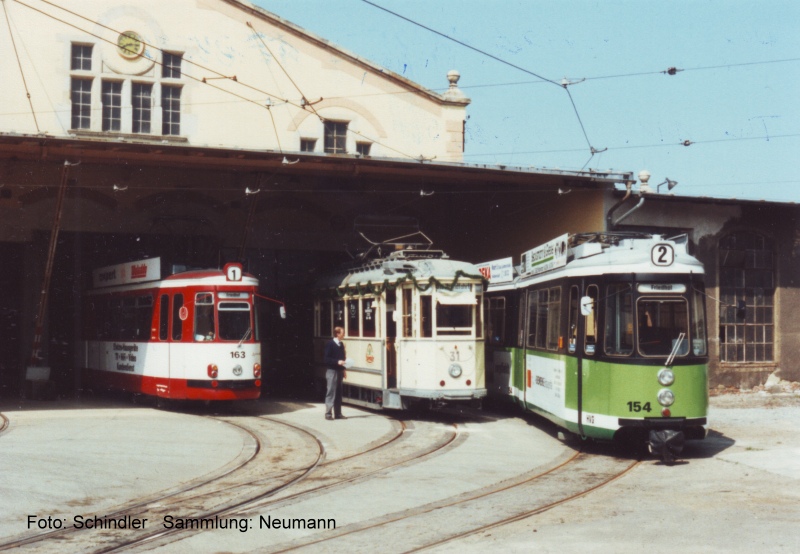 Tw 163, HTw 31 und Tw 154 im Straenbahndepot Halberstadt (1995)