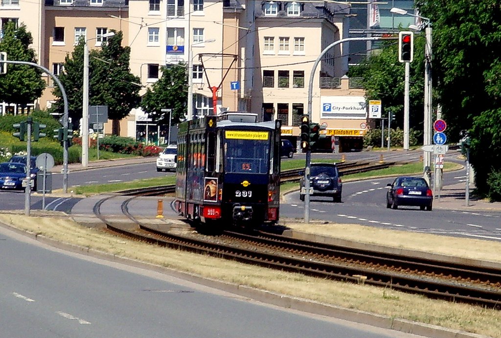 Tw 231 der Plauener Strassenbahn unterwegs im Juli 2010