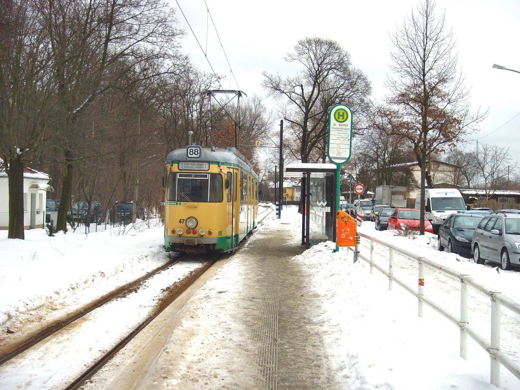 Tw 47 an der Haltestelle Friedrichshagen, 29.1.2010