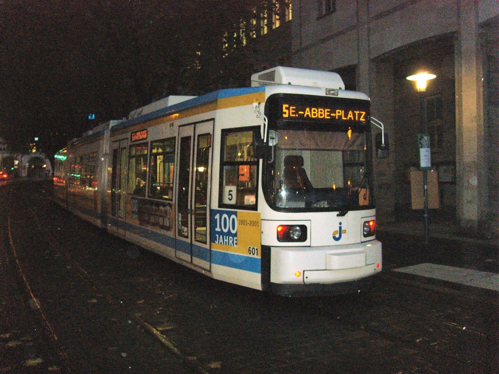 Tw 601 in Jena, Stadtmitte (November 2009)