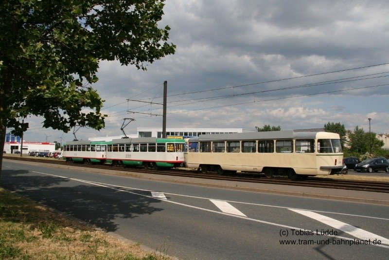 06.06.2008 fuhr 1272-1273-2094 auf der Rckfahrt zum Btf. Nord (Havelstr. - Schule Rothensee)