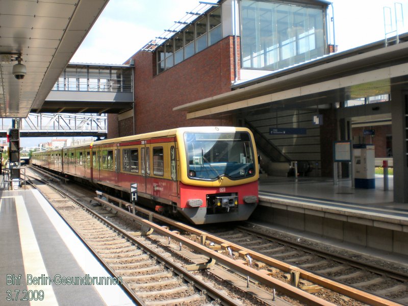 Bahnhof Gesundbrunnen, S-Bahnsteige - Juli 2009