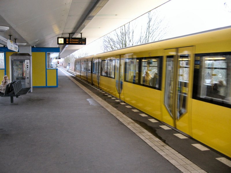 H-Zug auf der U6, 2007