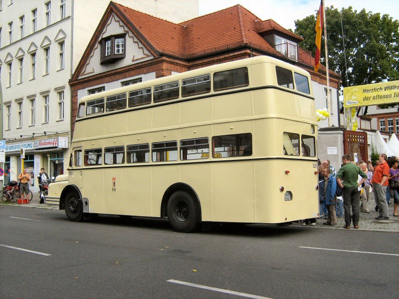 Hist. Doppeldeckerbus in der Mllerstrasse, 2008