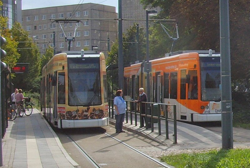 Im Linienverkehr sind nur noch Neubaufahrzeuge im Einsatz, Dessau September 2009