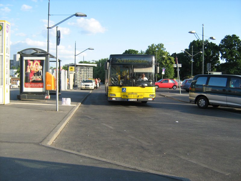 Linie 247 zum Leopoldplatz, Berlin 2008
