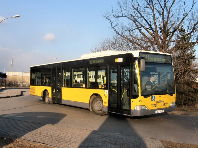 Linienbus am Flughafen Schnefeld, 2005