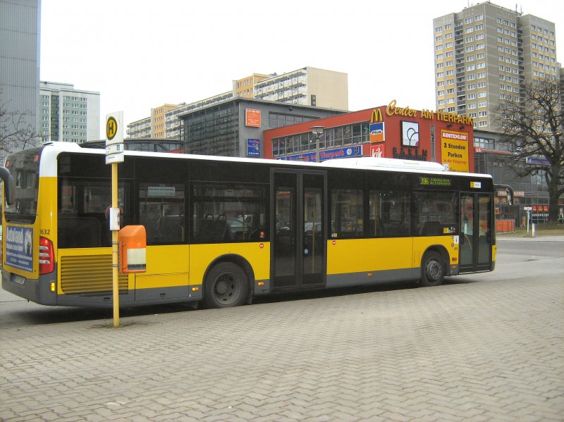 Linienbus am Tierpark, Mrz 2009
