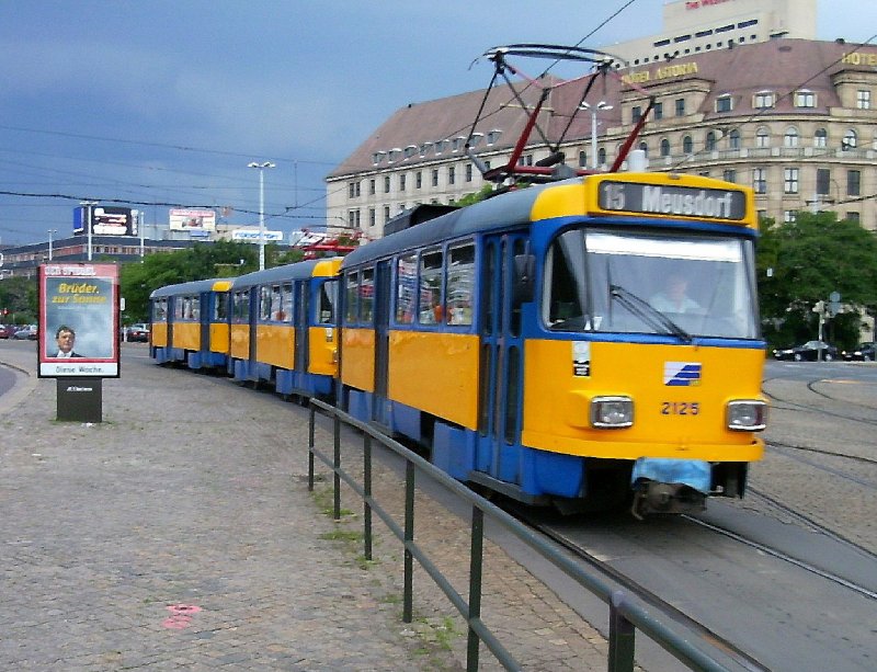 MOd. Tatra-Zug in Leipzig am Hbf, 2004