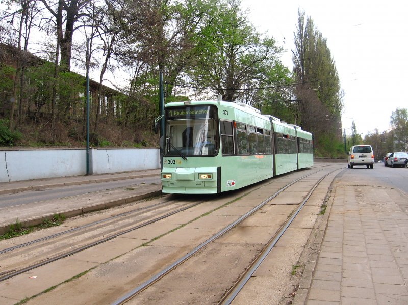 Niederflurbahn am Bahnhof, frankfurt/Oder 2006