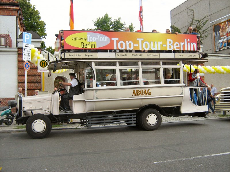 Rundfahr-Bus in der Mllerstrasse, 2008