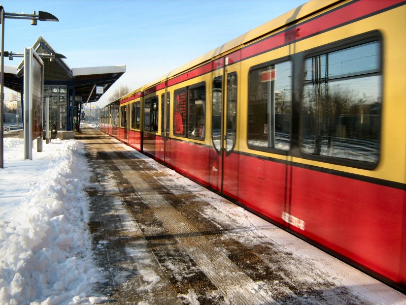 S-bahn in Stresow, Linie nach Spandau,
Januar 2009