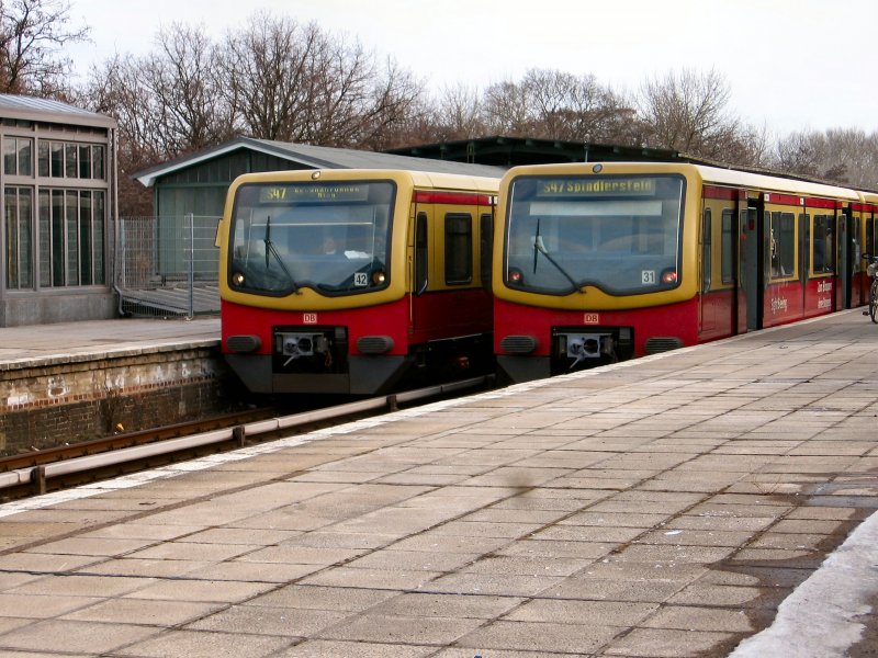 S-Bahnen in Schneweide, 2006