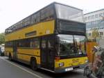 Bus B-C 3576 der BVG am 2.10.08 auf der Strae Unter den Linden .
