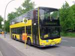 Bus/68569/an-der-betriebshaltestelle-osloer-strasse-berlin An der Betriebshaltestelle Osloer Strasse, Berlin Mai 2020