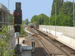 S-Bahn nach Potsdam hat Charlottenburg verlassen, Mai 2009