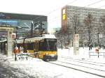 Strasenbahn/51650/winter-am-alex-mit-niederflurbahn-der Winter am Alex mit Niederflurbahn der Linie M5, Berlin 31.12.2009