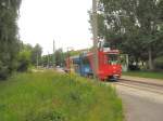 Strasenbahn/20445/mod-tatra-zug-mit-niederflurmittelteil-an-der Mod. Tatra-Zug mit Niederflurmittelteil an der Endstation Jessner Strasse, Cottbus 6.6.2009
