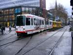Eine Doppeltraktion aus DUEWAG-Stadtbahnwagen N8 der Dortmunder Stadtwerke befhrt das zu dieser Zeit schon stillgelegte Gleisdreiecke der Haltestelle Kampstrae in der Dortmunder Innenstadt als Zug
