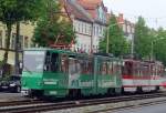 strassenbahn/135551/zug-der-linie-5-in-der Zug der Linie 5 in der Magdeburger Allee