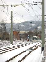 Blick zur frheren Endstelle Lobeda-West, vorn Neubaustrecke nach Gschwitz, Jena 4.1.2010