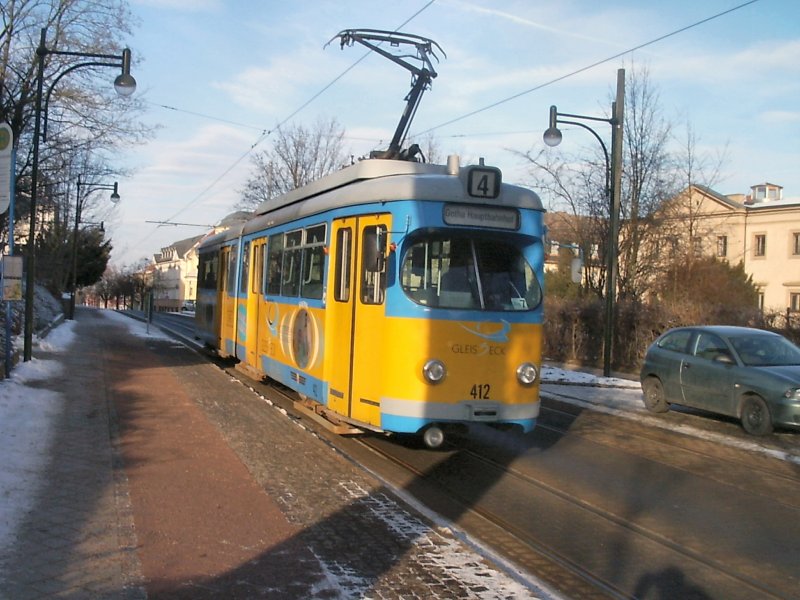 Tw 412 der Waaldbahnlinie (4) auf dem Weg zum Hauptbahnhof Gotha, 2005