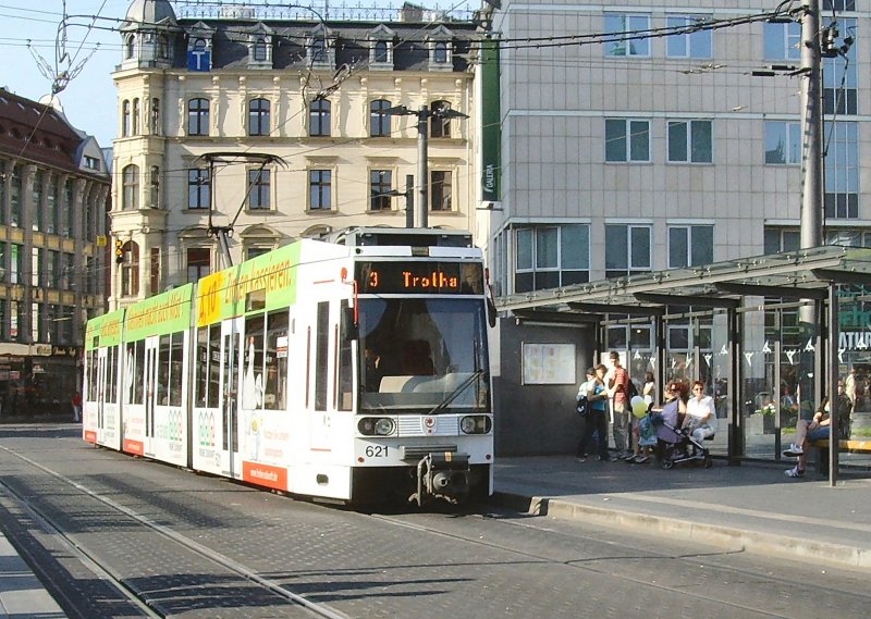 Tw 621 nach trotha auf dem marktplatz Halle, 19.9.2009