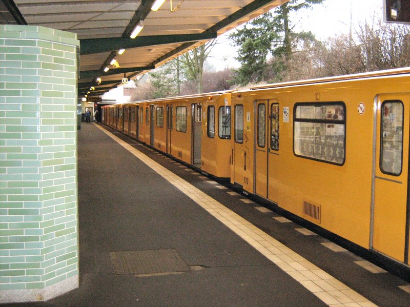 U 3 - Endbahnhof Krumme Lanke, Mrz 2009