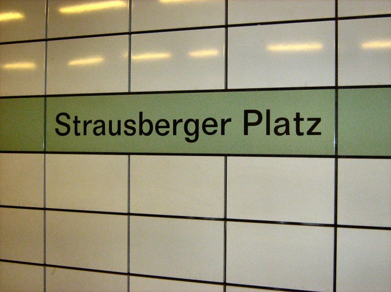 U-Bhf Strausberger Platz (U 5), 2009