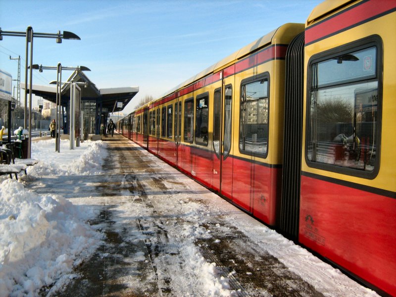 Winterbetrieb bei der S.Bahn: Stresow
Januar 2009