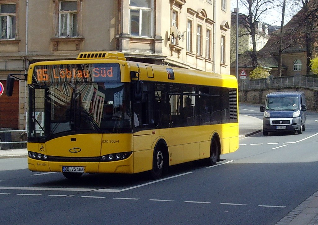 Bus der Linie 85 in Dresden-Plauen