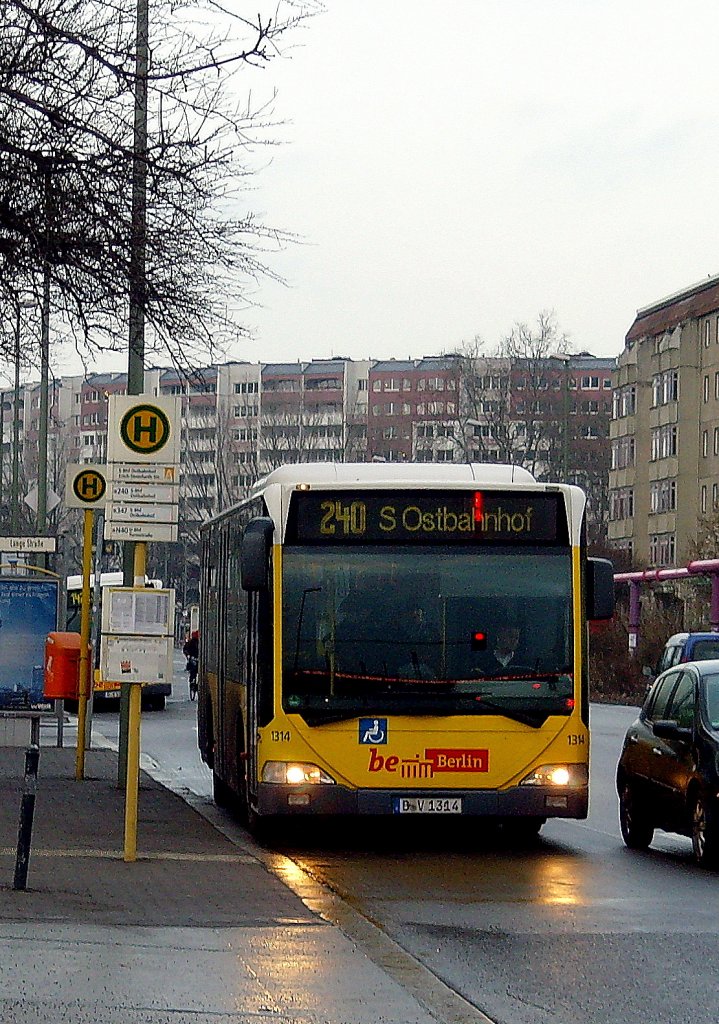 Buslinie 240 zum Ostbahnhof