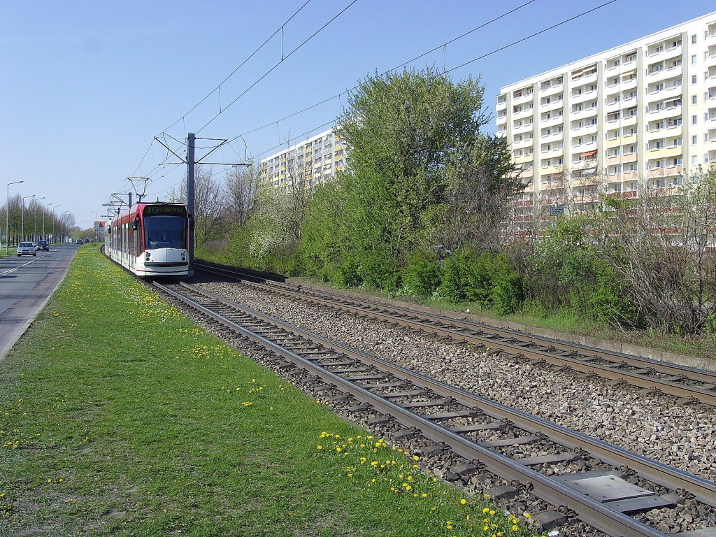 Combino vom Europaplatz kommend, Erfurt23.4.2010