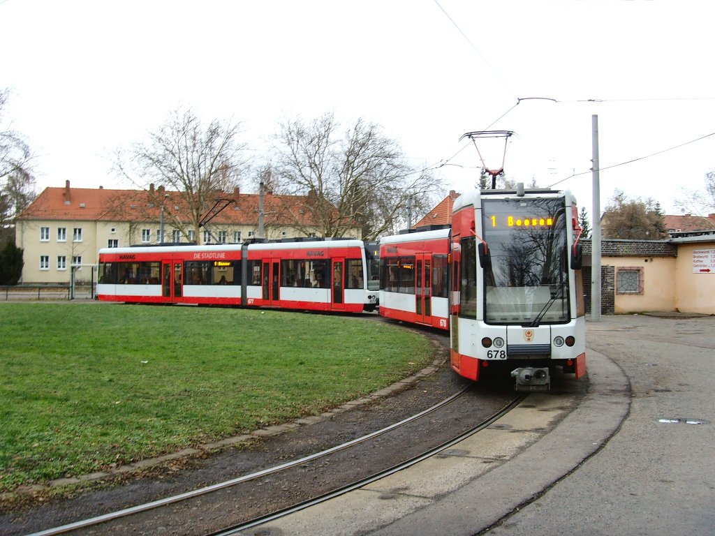 Leoliner in der Schleife Frohe Zukunft (Linie 1), Halle Saale 28.12.2009