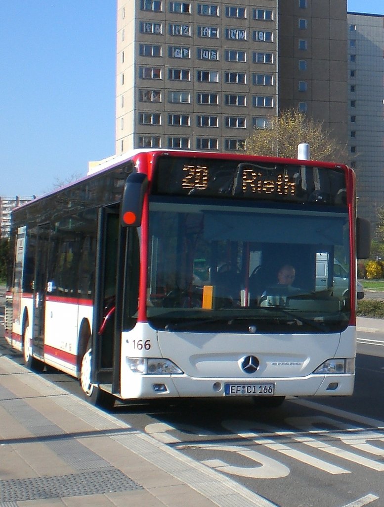 Mercedes_Bus der EVAG im Rieth, 17.4.2010