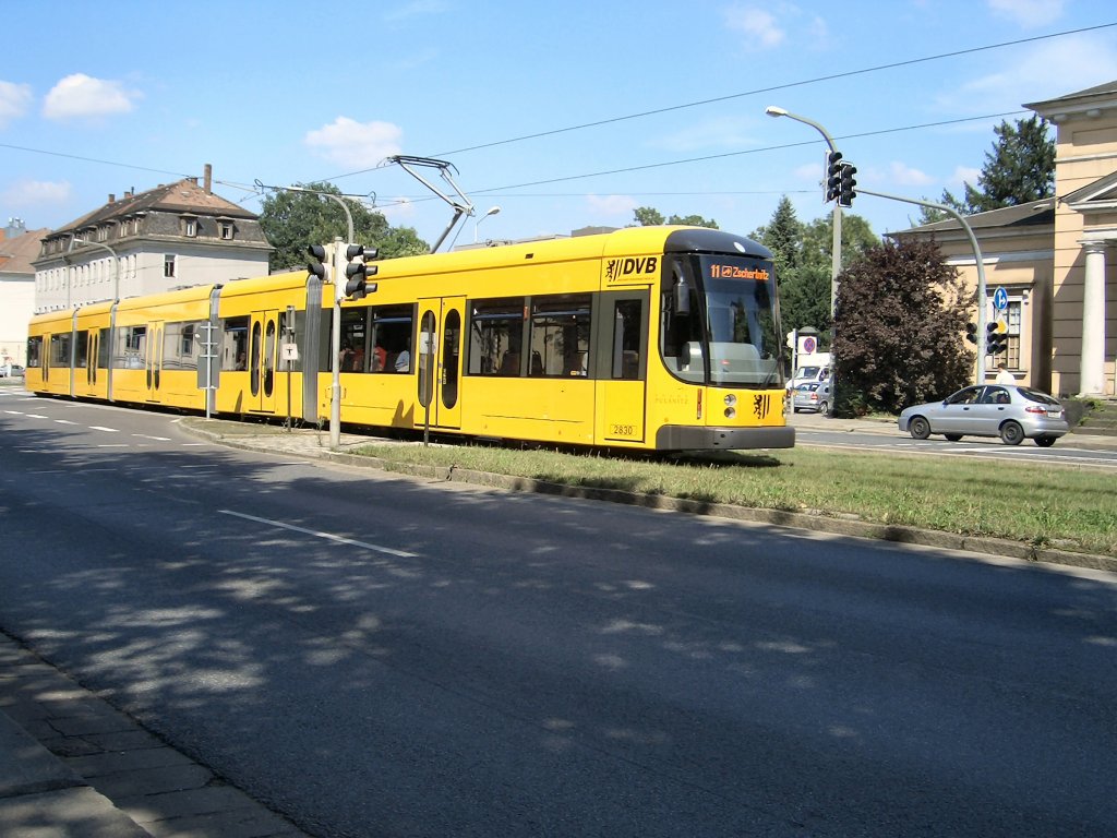 Niederflurzug in Dresden, 21.8.2005