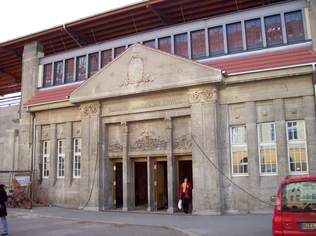 S-Bahnhof Baumschulenweg 18.3.2010, Eingang